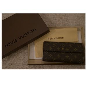 Louis Vuitton Wallet